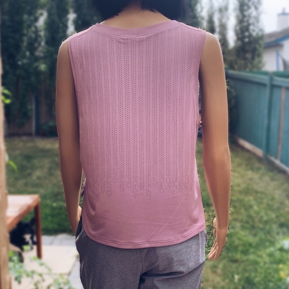 NWT Lululemon Train to Be Tank, size M - Picture 3 of 6